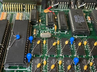 ql_vga_15.36_crystal.jpg